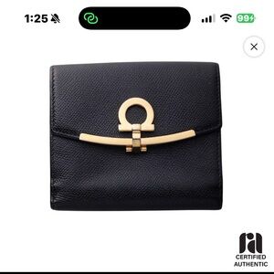 Salvatore Ferragamo Wallet – Classic Designer Style